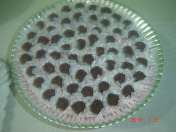 200 brigadeiros